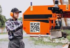 Qr на панели оборудования